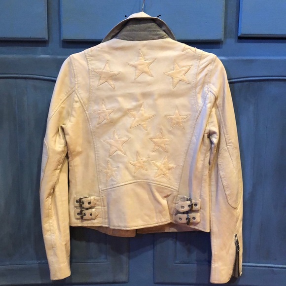 Leather jacket - Picture 2 of 4